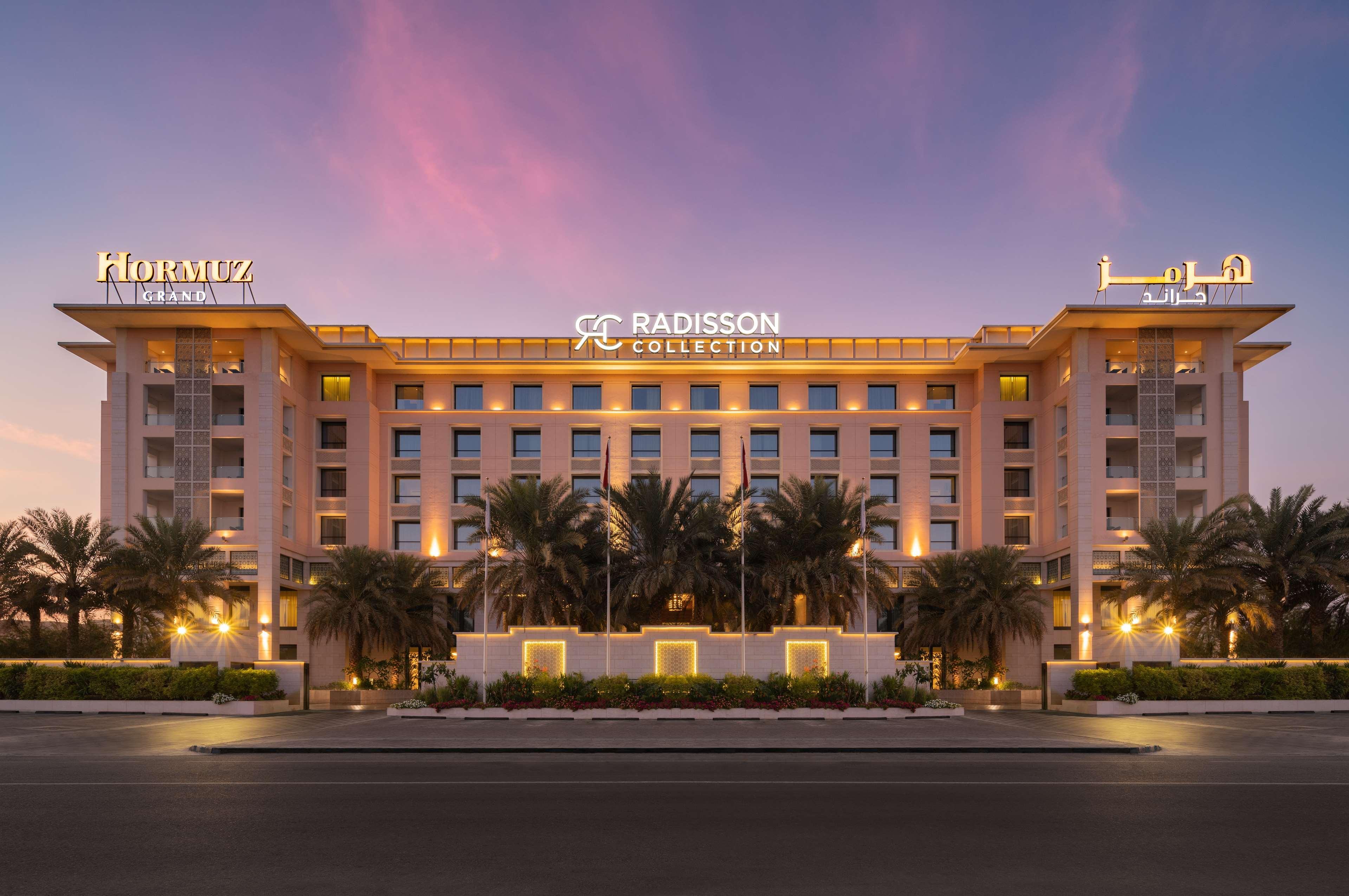 Radisson Collection Muscat, Hormuz Grand Hotel Bagian luar foto Radisson Hotel, Al Qusais, Dubai