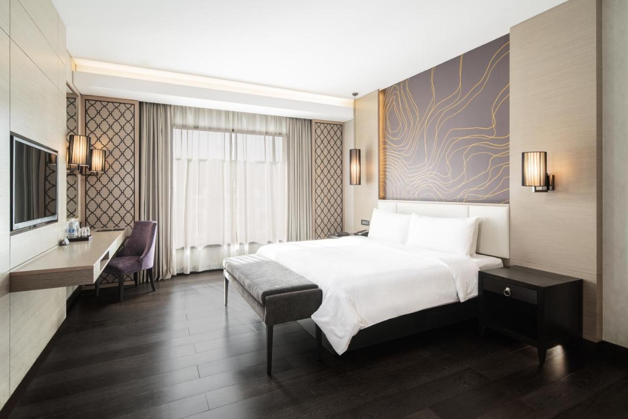 Radisson Collection Muscat, Hormuz Grand Hotel Bagian luar foto Deluxe Room
